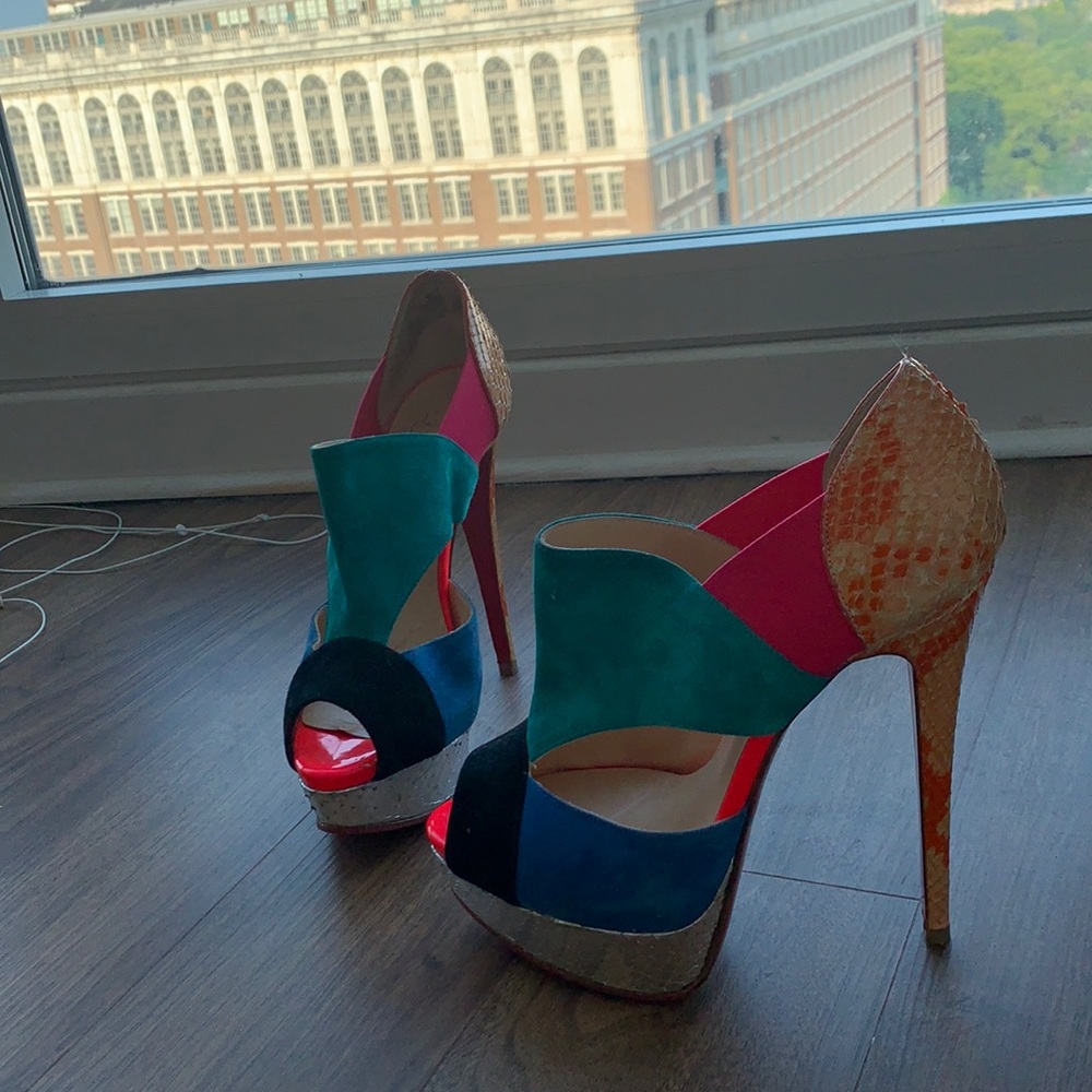 Christian Louboutin Pitou 150 Veau Pumps